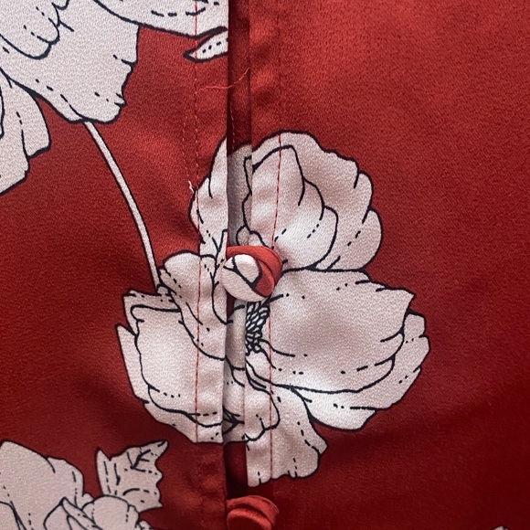 Cabi Bloom Blouse size Large - Picture 12 of 12